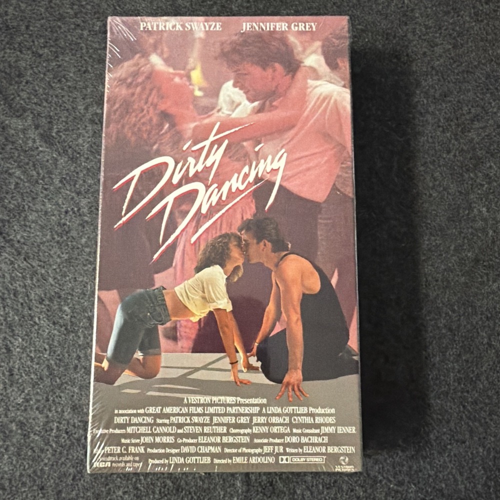 Dirty Dancing Original First Edition VHS Tape Factory Sealed 1988 Patrick Swayze